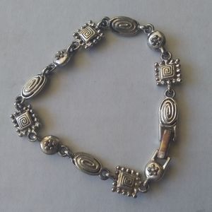 Ladies' Bracelet